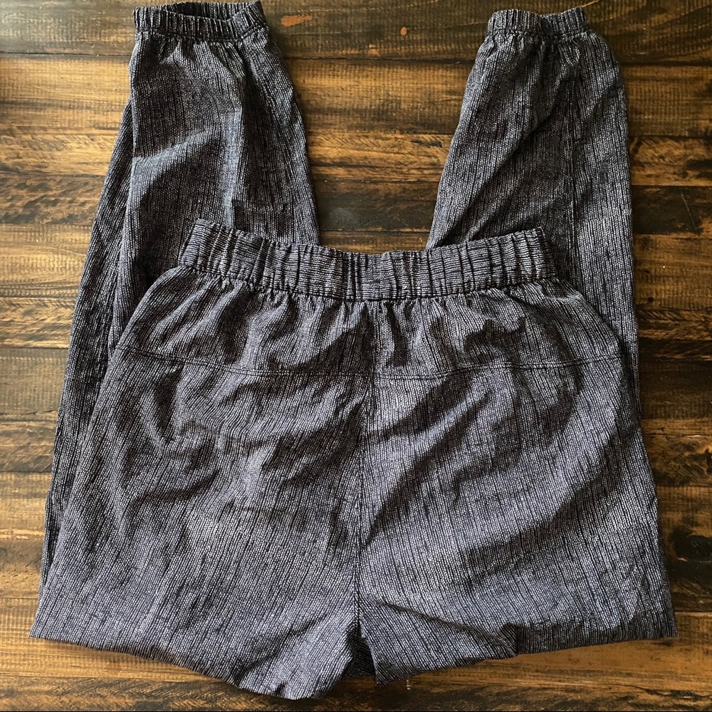 Lululemon Rollin' With My Omies Pant - Picture 7 of 9